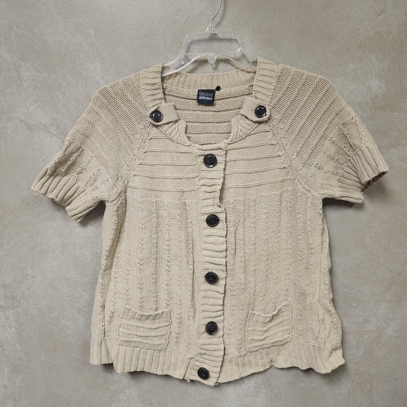 Beyond Definitions Thick Beige Cable Knit Button Front Cardigan Size 2X - Picture 3 of 6